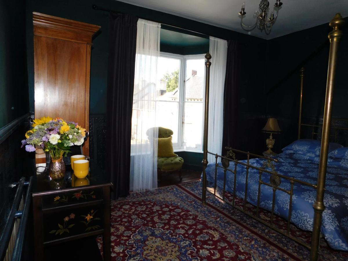 The Bear Bread Bakery B&B, Ensuite Rooms Above The Bakery, Colyton 外观 照片