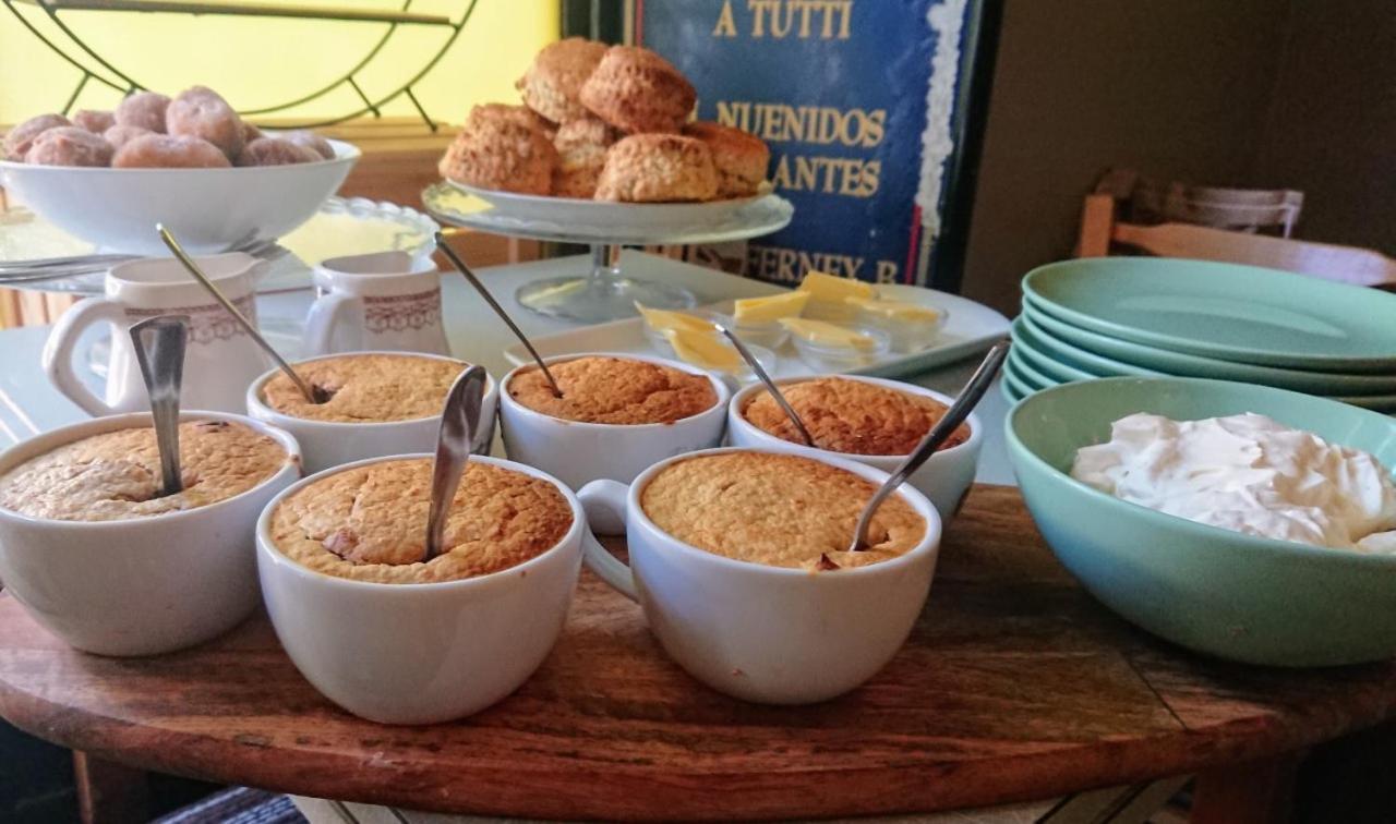 The Bear Bread Bakery B&B, Ensuite Rooms Above The Bakery, Colyton 外观 照片